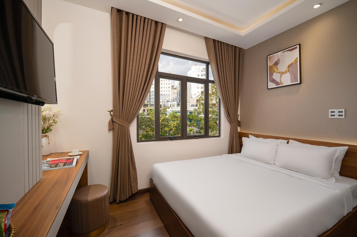 Duong Gia Hotel Dn By - Bay Luxury Da Nang Exterior photo